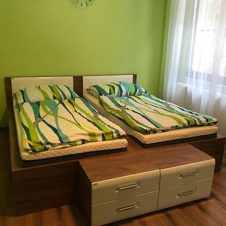 Krusne Hory - Klinovec 2 Km- Jachymov 2-4 Osoby Apartment Ngoại thất bức ảnh